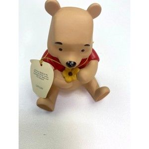Disney Pooh and Friends Winnie the Pooh A Petal for Your Thoughts Collectible